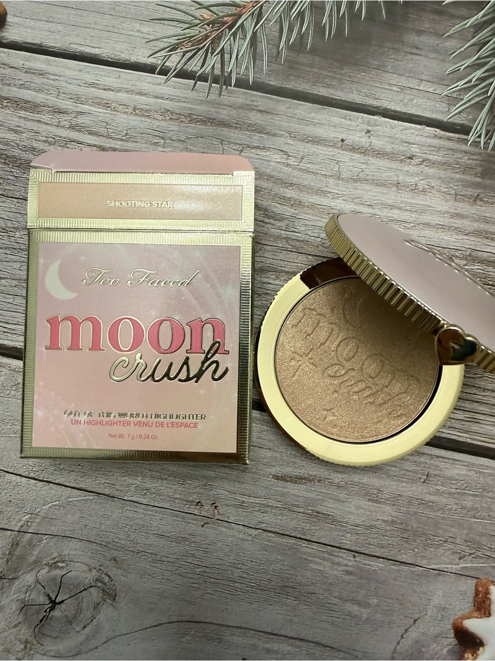 Too Faced Moon Crush Out of this World Highlighter Shooting Star .24 oz / 7g NIB
